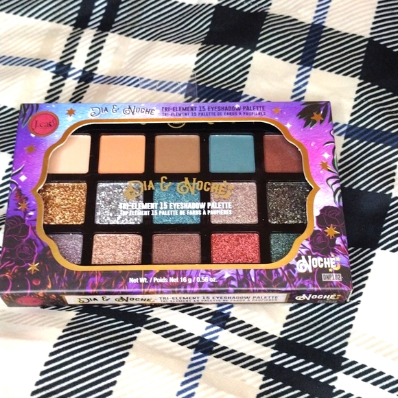 J.cat Beauty Eyeshadow Palette - Picture 5 of 5